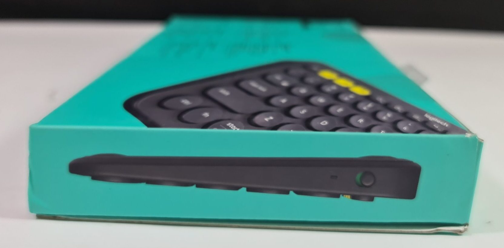 Side view of Logitech K380 Multi-Device Keyboard